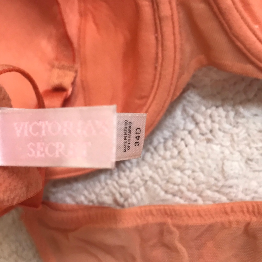 Gorgeous Victoria’s Secret brand new bra and panty - Picture 5 of 6